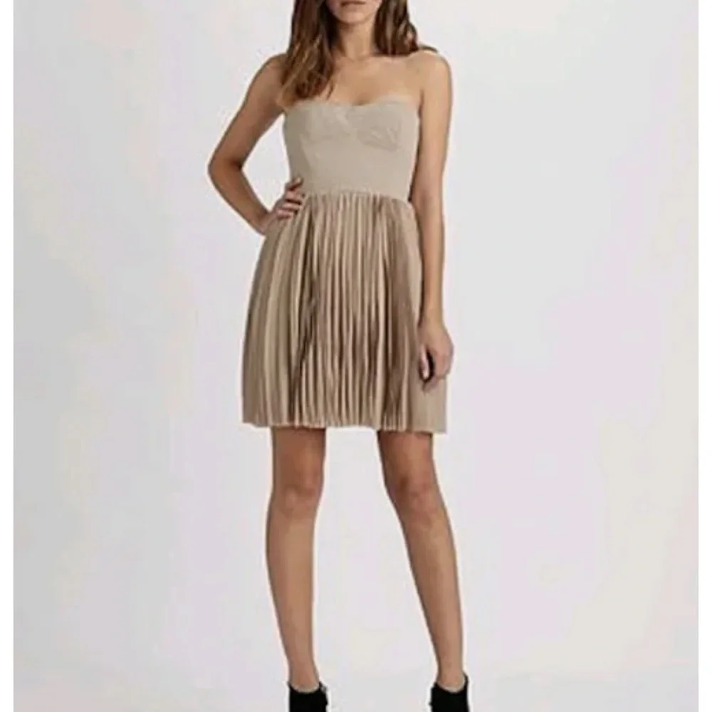 BCBG MAX AZRIA Angel Strapless Dress - Picture 1 of 7